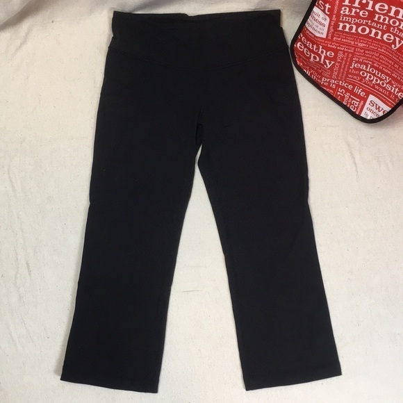 lululemon athletica Pants - Lululemon Gather and Crow Crop w Tote 6